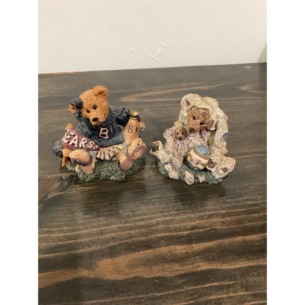 Boyds Bears & Friends Figurines Lot of 2 Bailey Cheerleader Sherlock & Watson